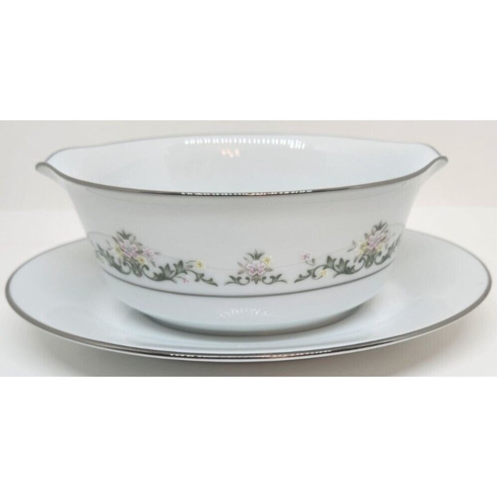 Contemporary by Noritake Early Spring 2362 Floral Gravy Boat Attached Underplate